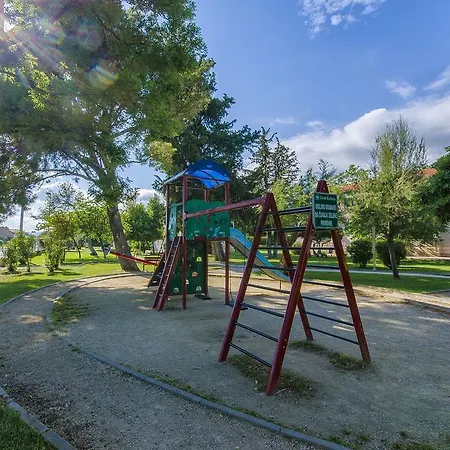 & Park Apartament Kaštela